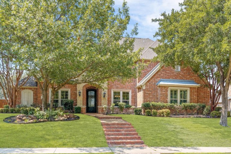 Property Photo of 1500 Windsor Drive, McKinney 75072 – Home for Sale in McKinney