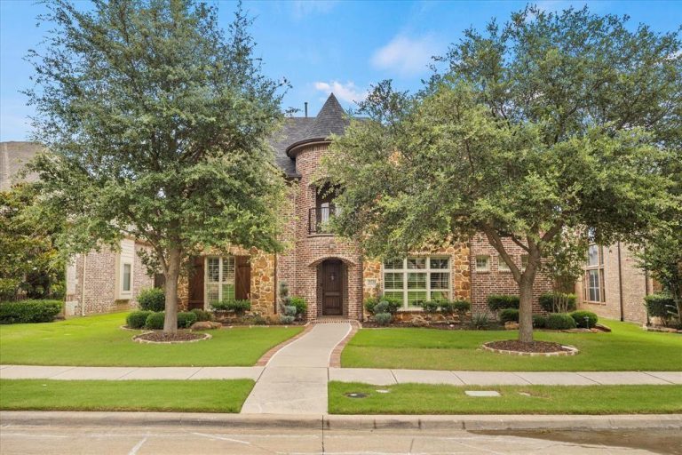 Property Photo of 11224 Graceland Lane, Frisco 75033 – Home for Sale in Frisco