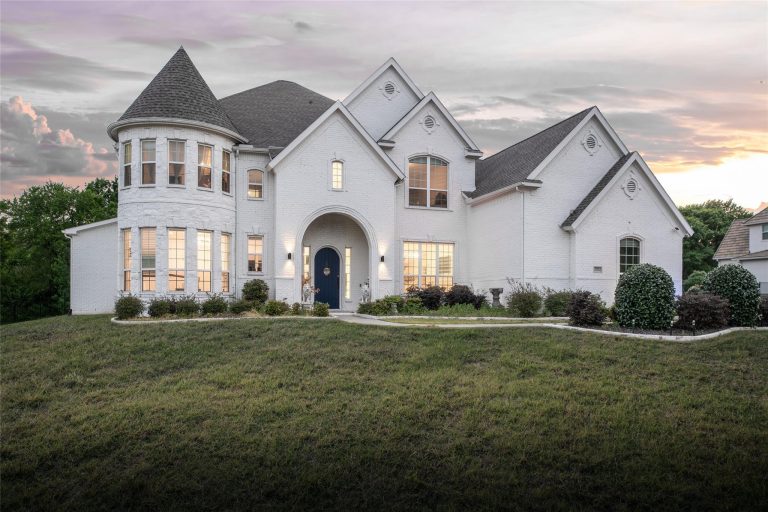 Property Photo of 1732 Big Bend Boulevard, Fairview 75069 – Home for Sale in Fairview