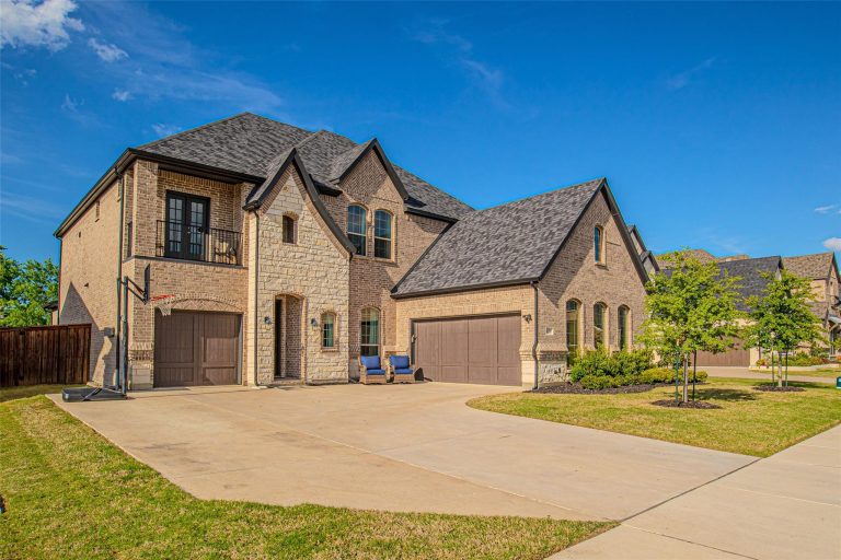 Property Photo of 620 Singing Water Drive, Rockwall 75087 – Home for Sale in Rockwall