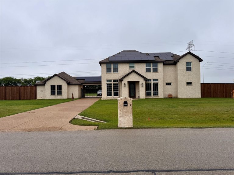 Property Photo of 5400 Posada Drive, Fort Worth 76036 – Home for Sale in Fort Worth