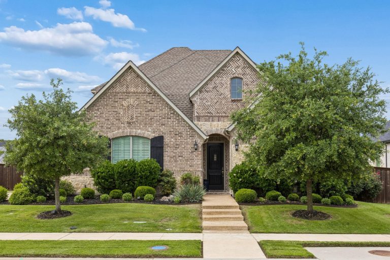 Property Photo of 1418 Siena Lane, McLendon Chisholm 75032 – Home for Sale in McLendon Chisholm