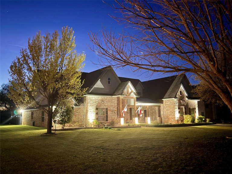 Property Photo of 657 Hidden Lakes Boulevard, Gunter 75058 – Home for Sale in Gunter