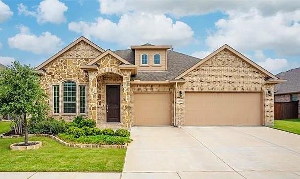 Property Photo of 215 Equestrian Road, Hickory Creek 75065 – Home for Sale in Hickory Creek