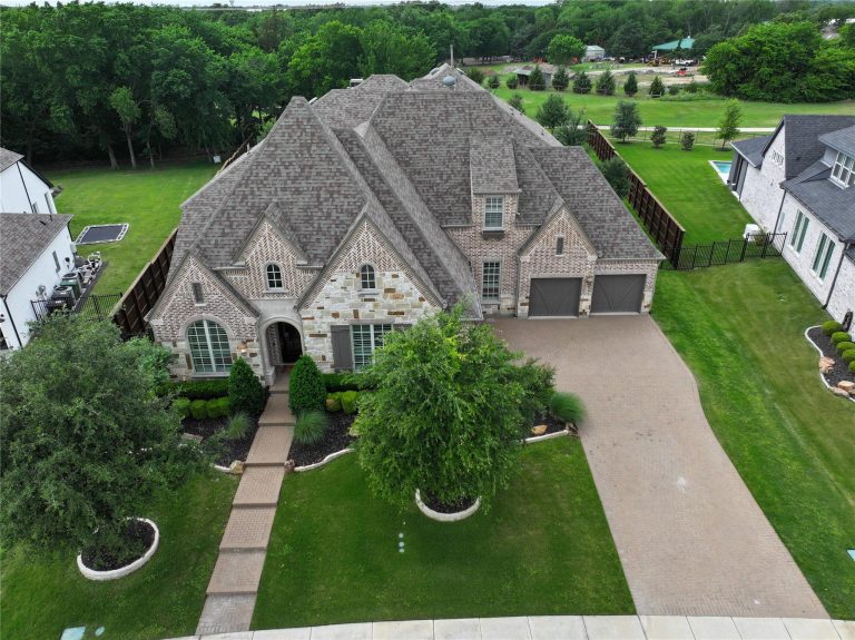 Property Photo of 961 Cliff Creek Drive, Prosper 75078 – Home for Sale in Prosper