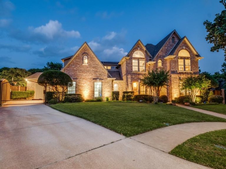 Property Photo of 100 Bentwood Court, Denton 76210 – Home for Sale in Denton