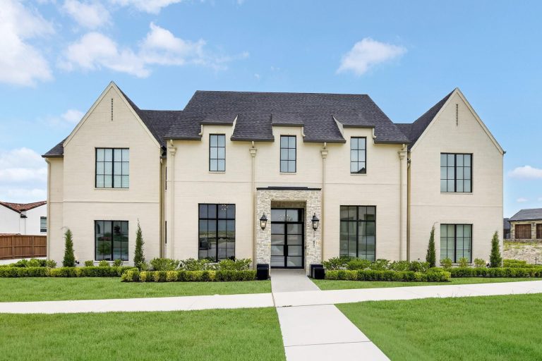 Property Photo of 13717 Nouvelle Circle, Fort Worth 76008 – Home for Sale in Fort Worth