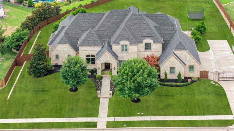 Property Photo of 405 Mesa Ranch Court, Southlake 76092 – Home for Sale in Southlake