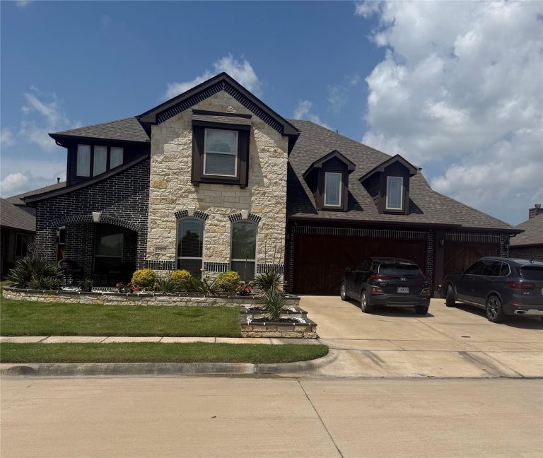Property Photo of 1802 Roundtree Road, Forney 75126 – Home for Sale in Forney