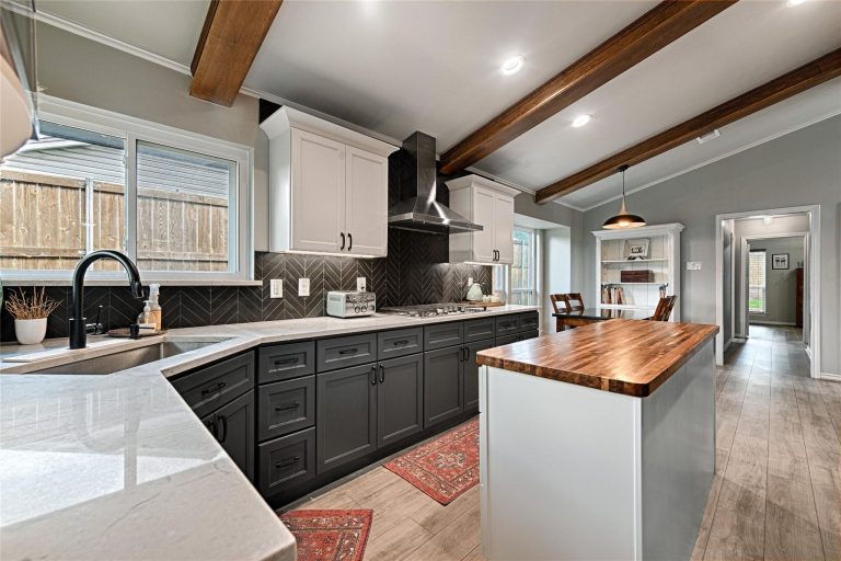 Property Photo of 2708 Lakewood Lane, Carrollton 75006 – Home for Sale in Carrollton