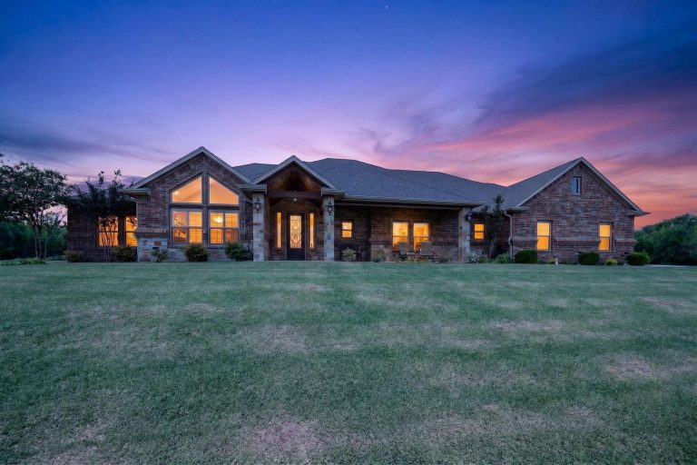 Property Photo of 128 Whispering Winds Drive, Gunter 75058 – Home for Sale in Gunter