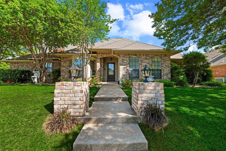 Property Photo of 6004 Lakehurst Drive, Arlington 76016 – Home for Sale in Arlington