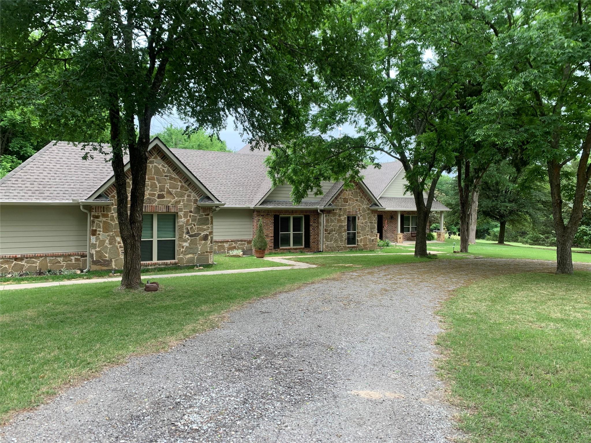 Property photo 01 of 1728 Private Road 5042 | MLS #21252292