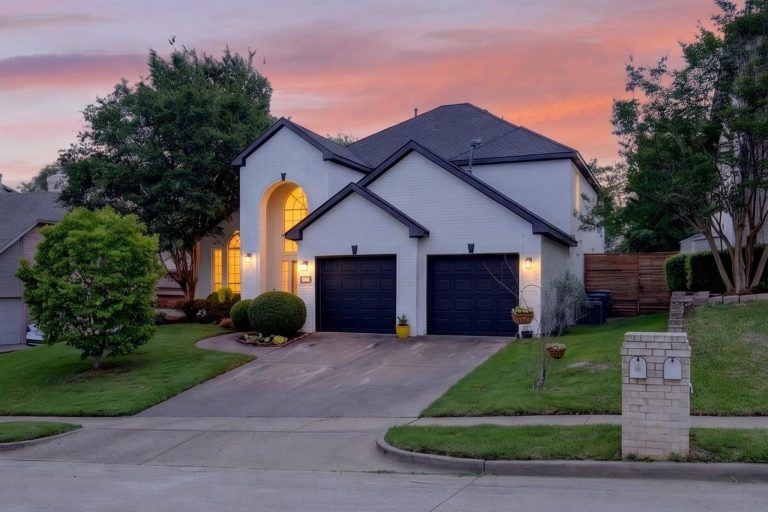 Property Photo of 3804 Comanche Trail, Bedford 76021 – Home for Sale in Bedford
