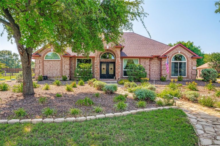 Property Photo of 3944 Preston Hills Circle, Celina 75009 – Home for Sale in Celina