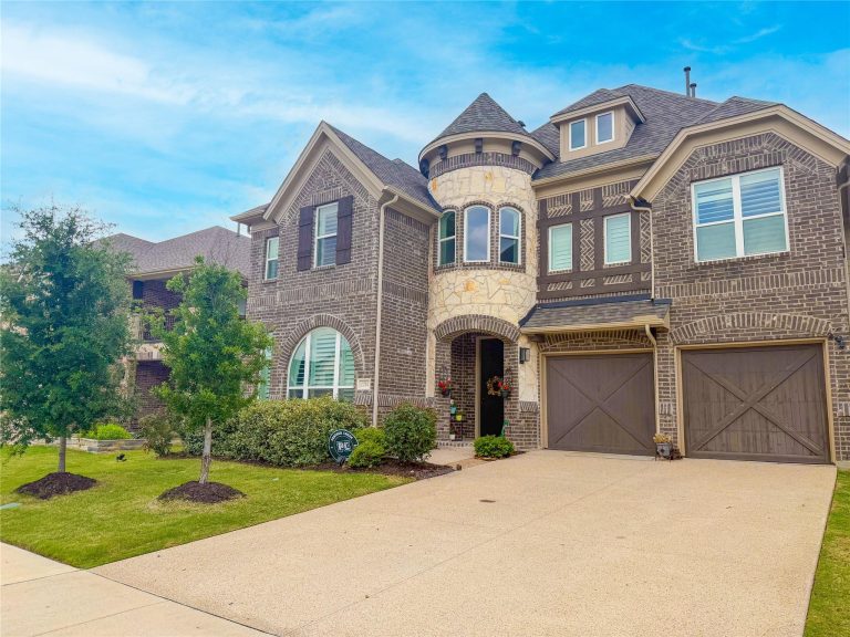 Property Photo of 1204 Frisco Hills Boulevard, Little Elm 75068 – Home for Sale in Little Elm