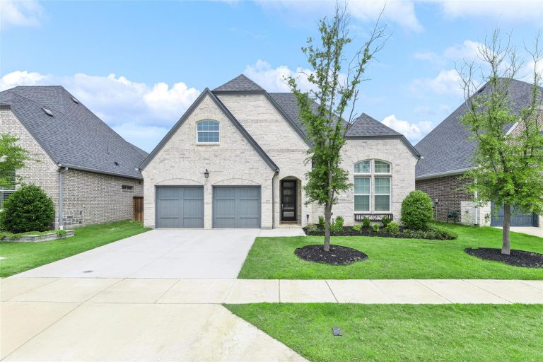 Property Photo of 2825 Braemar, The Colony 75056 – Home for Sale in The Colony
