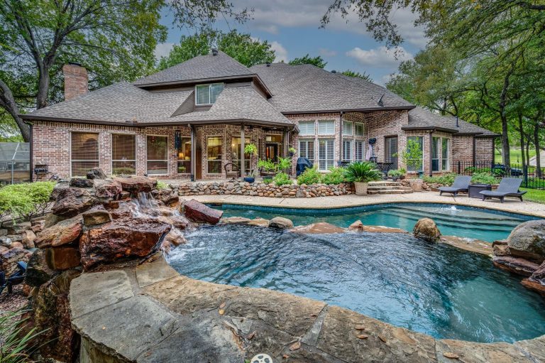 Property Photo of 100 Oak Forest Lane, Ovilla 75154 – Home for Sale in Ovilla