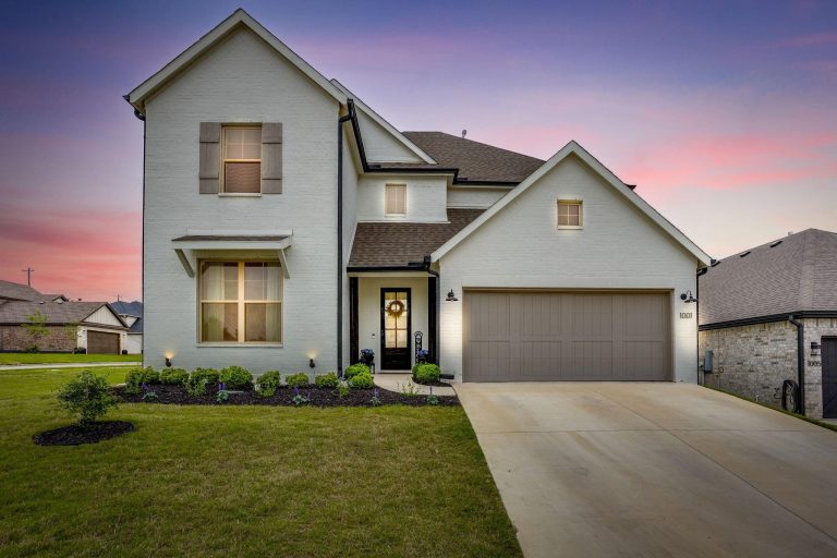 Property Photo of 1001 Gannon Valley Trail, Weatherford 76087 – Home for Sale in Weatherford