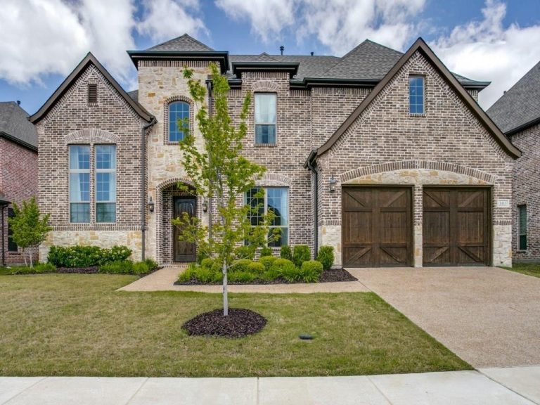 Property Photo of 3413 Dunbar Court, The Colony 75056 – Home for Sale in The Colony