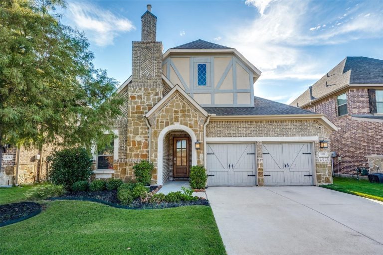 Property Photo of 8359 Norwich, The Colony 75056 – Home for Sale in The Colony