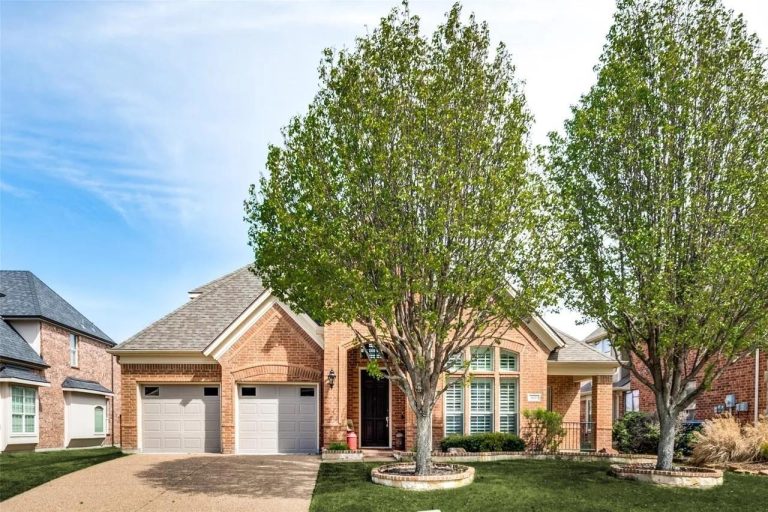 Property Photo of 830 Woodview Drive, Prosper 75078 – Home for Sale in Prosper