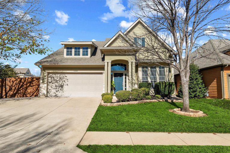 Property Photo of 124 Myrtle Creek, Grapevine 76051 – Home for Sale in Grapevine