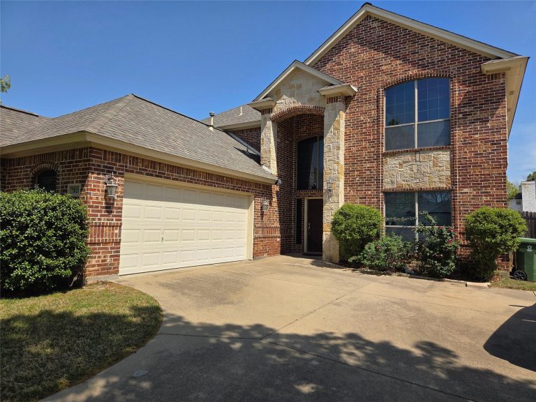 Property Photo of 7020 Ridge Crest Drive, North Richland Hills 76182 – Home for Sale in North Richland Hills
