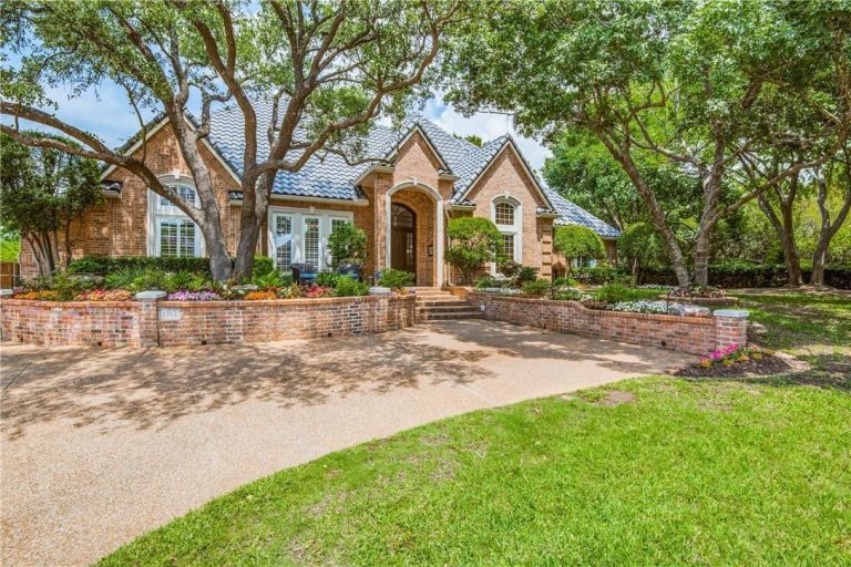 Property Photo of 1312 Chatsworth Court E, Colleyville 76034 – Home for Sale in Colleyville