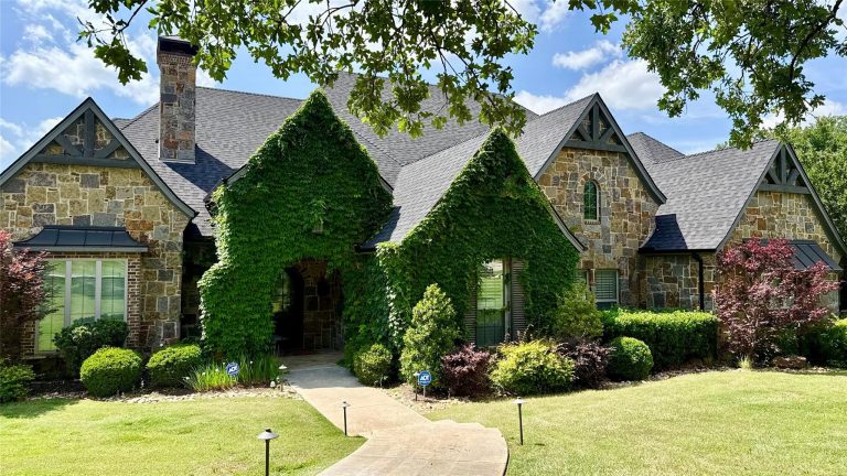 Property Photo of 2042 Miracle Point Drive, Southlake 76092 – Home for Sale in Southlake