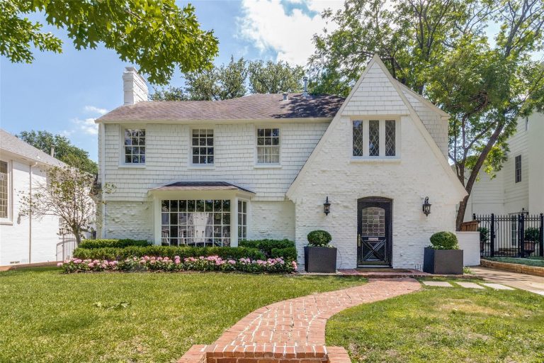 Property Photo of 4521 Lorraine Avenue, Highland Park 75205 – Home for Sale in Highland Park