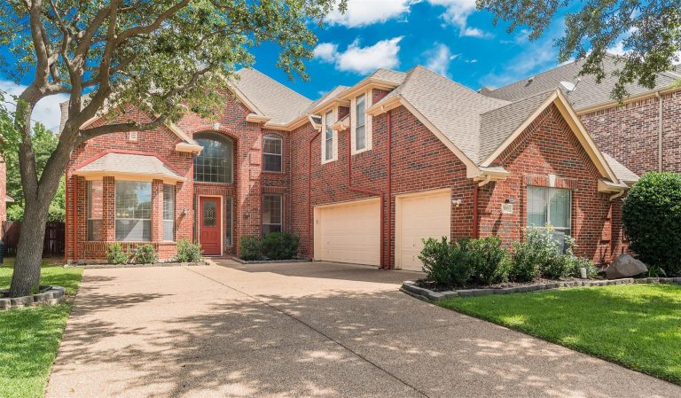 Property Photo of 700 Cold Bay Lane, Euless 76039 – Home for Sale in Euless