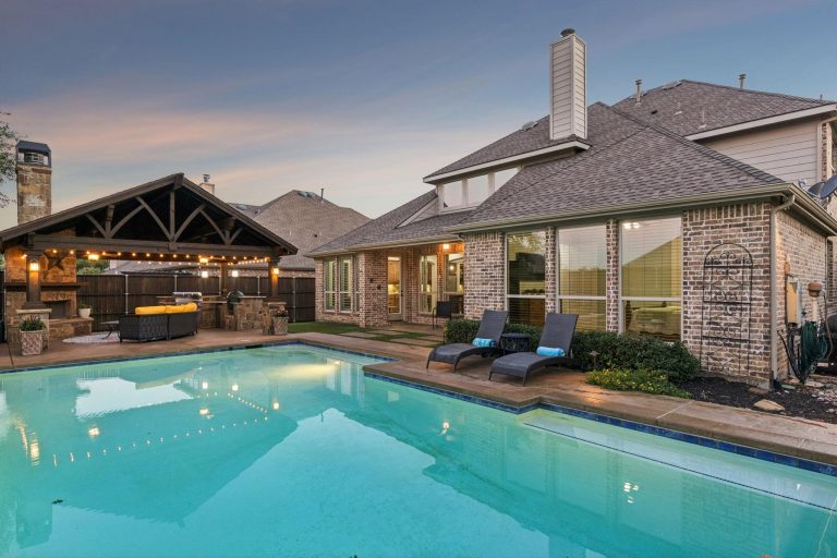 Property Photo of 6208 Prairie Hill Lane, Flower Mound 75028 – Home for Sale in Flower Mound