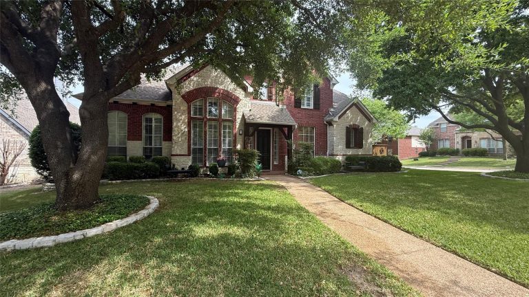 Property Photo of 2700 Arbor Court, Richardson 75082 – Home for Sale in Richardson