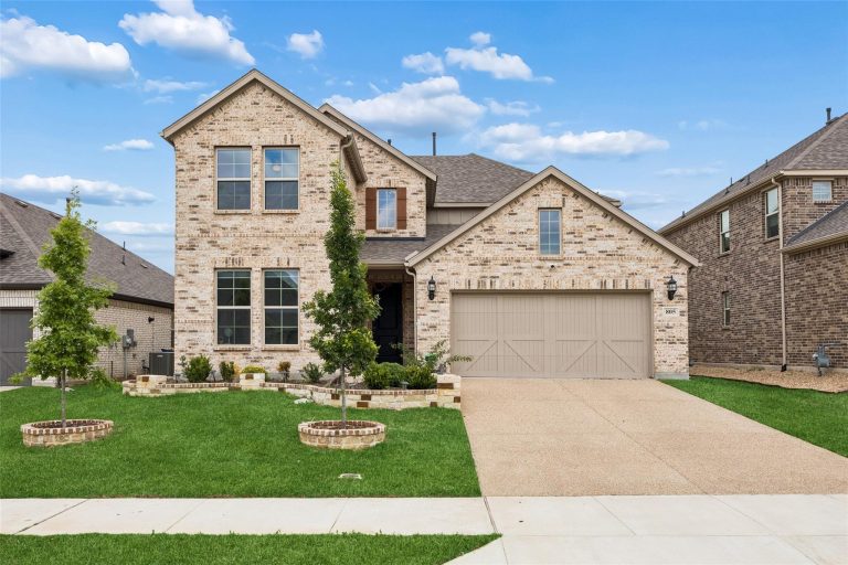 Property Photo of 805 Dove Haven Lane, Melissa 75454 – Home for Sale in Melissa