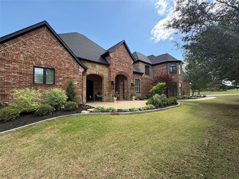 Property Photo of 4750 Lake Drive, Celina 75009 – Home for Sale in Celina