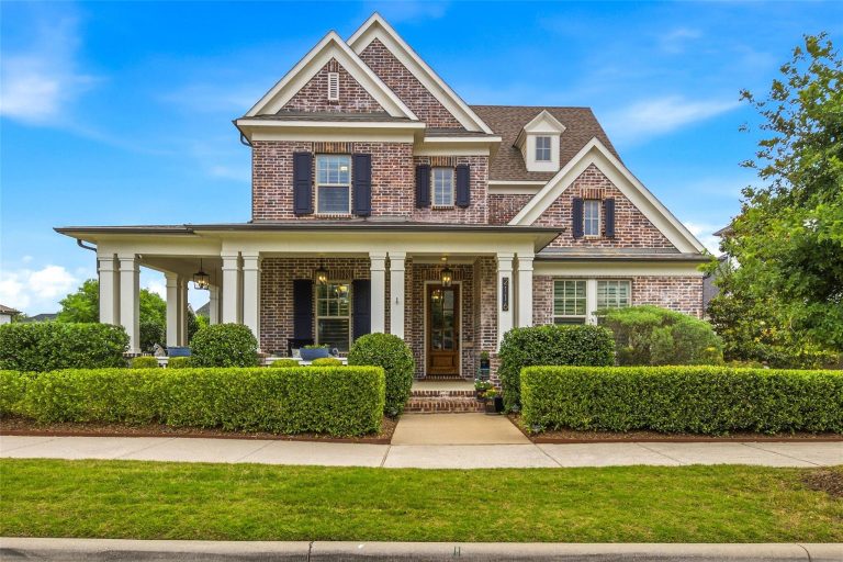 Property Photo of 2116 Tremont Boulevard, McKinney 75071 – Home for Sale in McKinney