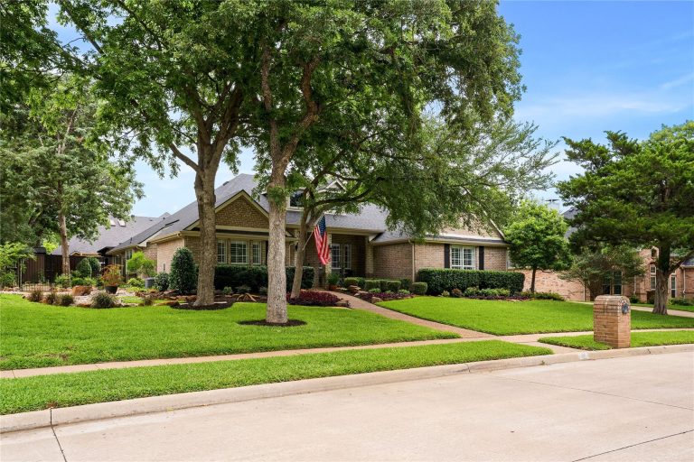 Property Photo of 1909 Whitehall Drive, Corinth 76210 – Home for Sale in Corinth