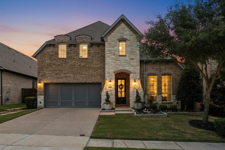 Property Photo of 2305 Leslie Lane, McKinney 75072 – Home for Sale in McKinney