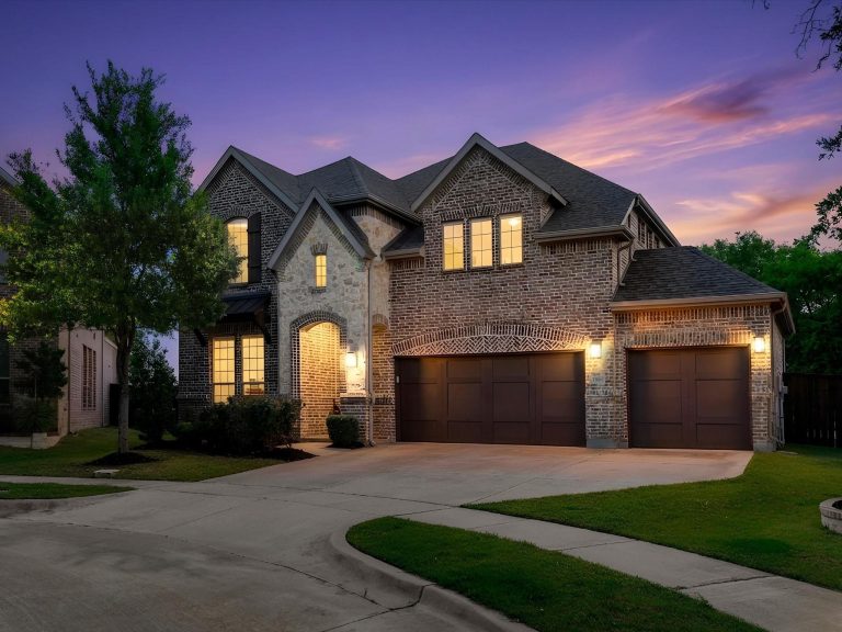 Property Photo of 1501 Perdido Drive, Euless 76039 – Home for Sale in Euless