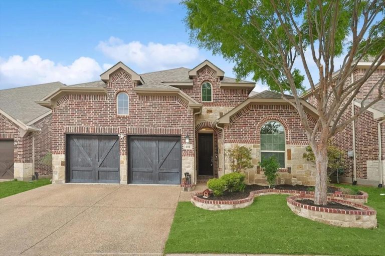 Property Photo of 404 Warwick Boulevard, Lewisville 75056 – Home for Sale in Lewisville