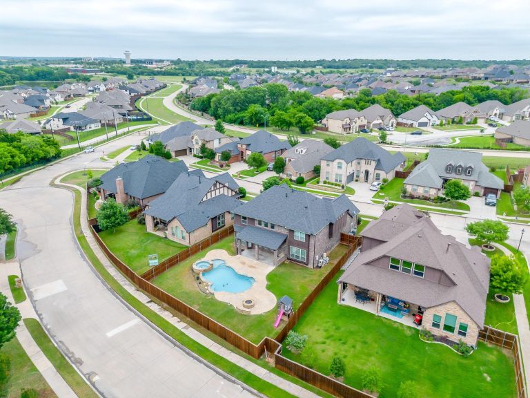 Property Photo of 1216 Yosemite Way, Burleson 76028 – Home for Sale in Burleson