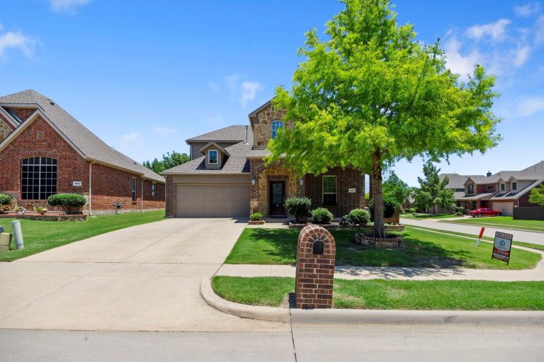 Property Photo of 913 Lampassas Trail, McKinney 75072 – Home for Sale in McKinney