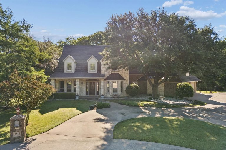 Property Photo of 1140 Sloan Crossing, Fairview 75069 – Home for Sale in Fairview