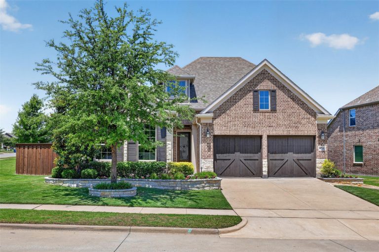 Property Photo of 6716 Shinnecock Hills Drive, McKinney 75070 – Home for Sale in McKinney