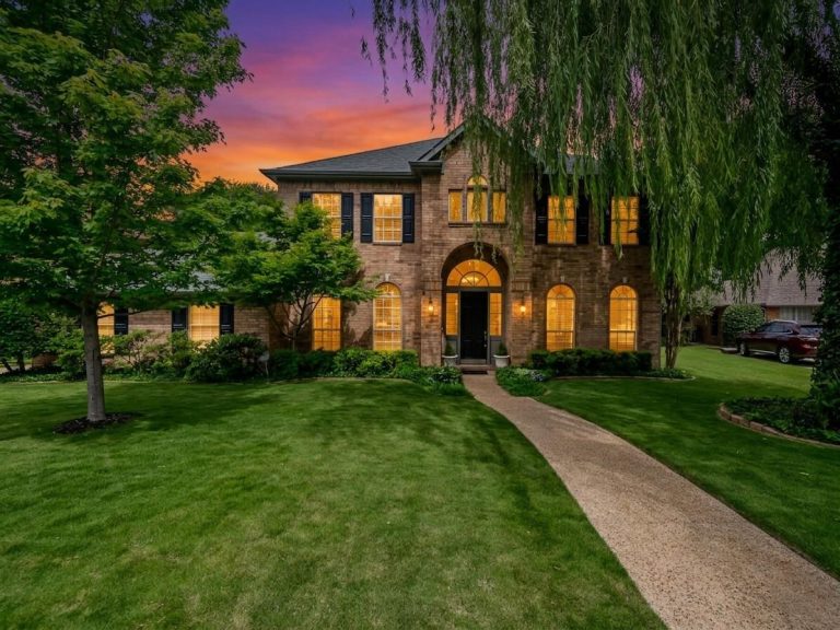 Property Photo of 2704 Lakesedge Drive, McKinney 75072 – Home for Sale in McKinney