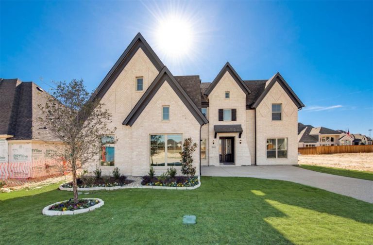 Property Photo of 2414 Seth Drive, Midlothian 76065 – Home for Sale in Midlothian