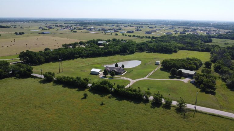 Property Photo of 6490 Rector Road, Sanger 76266 – Home for Sale in Sanger
