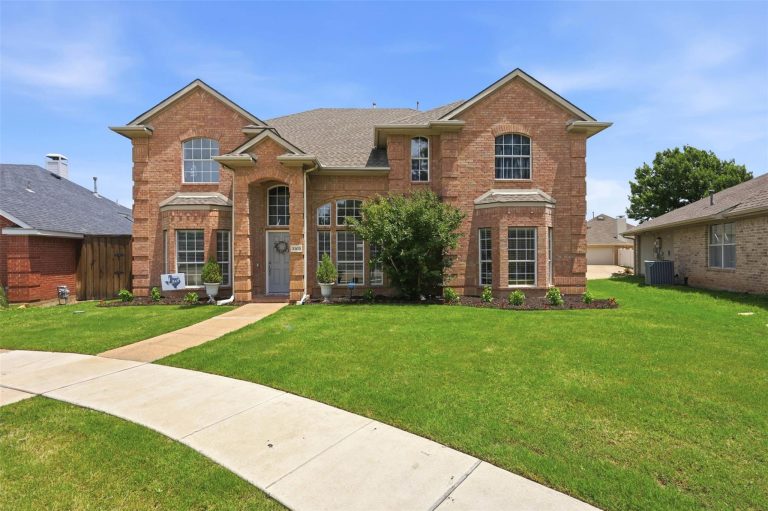 Property Photo of 3303 Felicia Court, McKinney 75070 – Home for Sale in McKinney