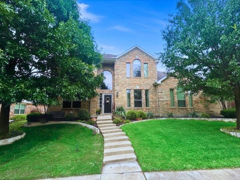 Property Photo of 2070 Aberdeen Lane, Rockwall 75087 – Home for Sale in Rockwall